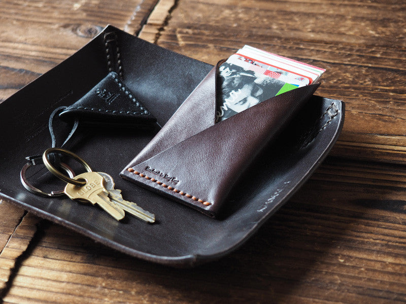 Intro business card holder - Leather Goods